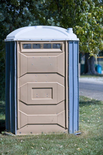 Porta potty delivery and setup in Kimberly, WI